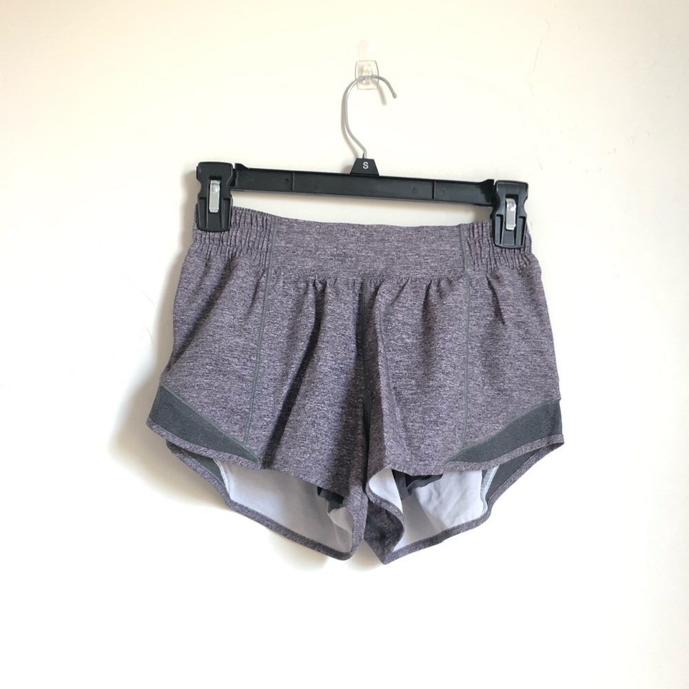 Lululemon Hotty Hot Shorts 2.5